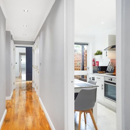 A Beautiful Stylish 2 Bedroom Apartment -City Of 런던 외부 사진
