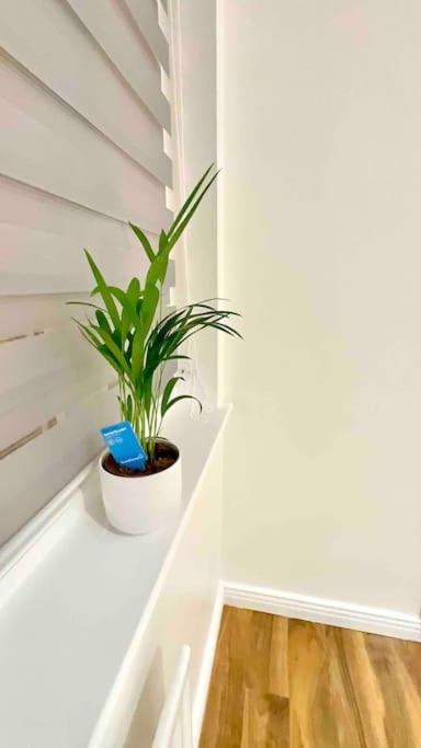 A Beautiful Stylish 2 Bedroom Apartment -City Of 런던 외부 사진