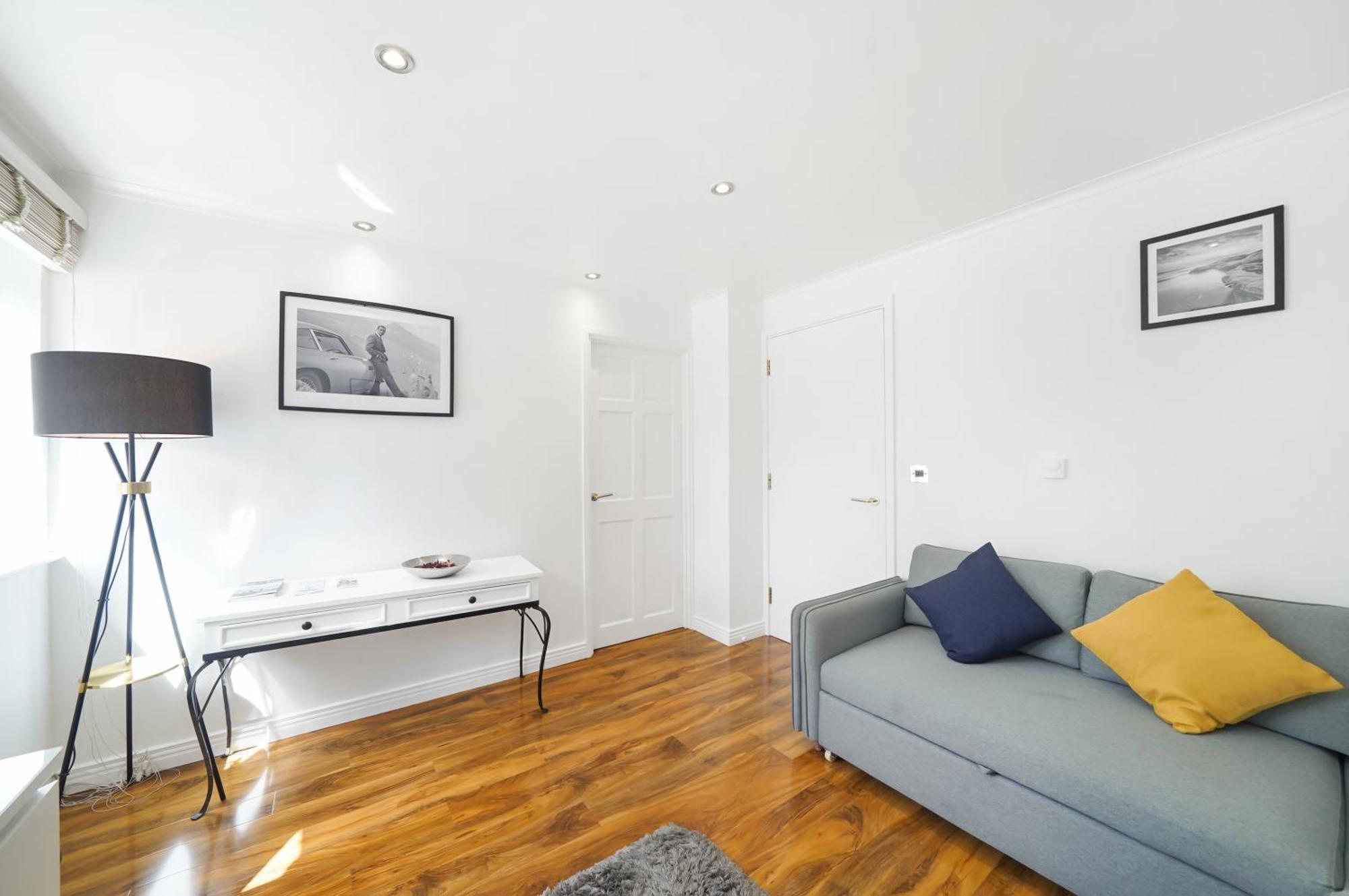 A Beautiful Stylish 2 Bedroom Apartment -City Of 런던 외부 사진